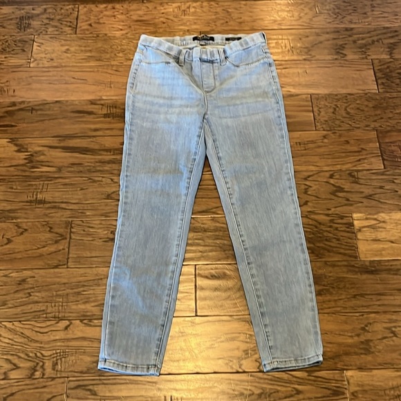 Judy Blue Pull On Skinny Fit High Rise Size 13/31 - Picture 1 of 16